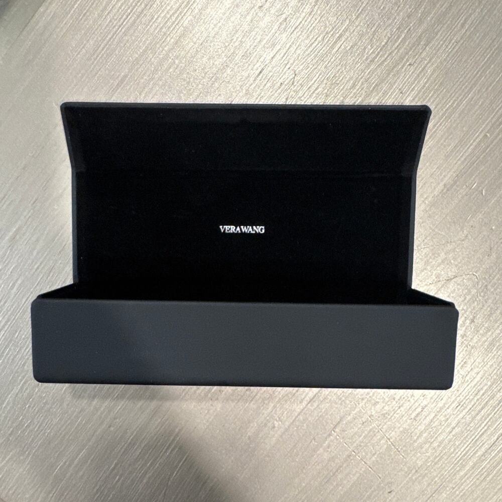 Vera Wang Sunglass Case Eyeglasses Holder Magnet Flip Top Magnetic Closure Black